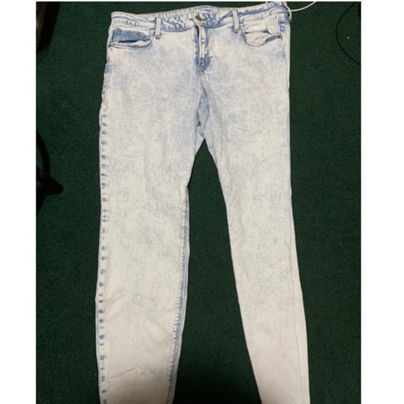 Old navy pants 💕 - Picture 1 of 1